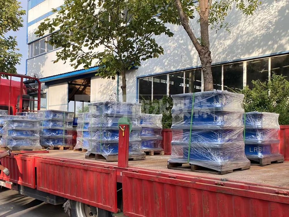 隔震支座橡膠隔震支座生產(chǎn)廠(chǎng)家 建筑橡膠隔震支座LRB800 LNR700-II隔震支座